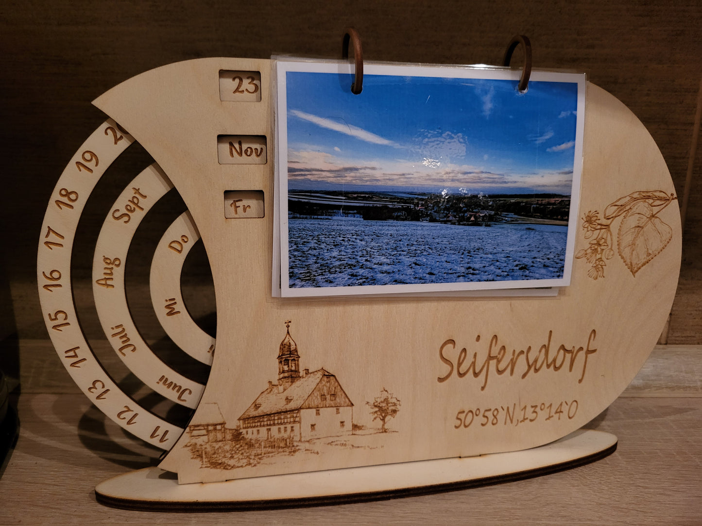 Immerwährender Kalender von ihrem Ort