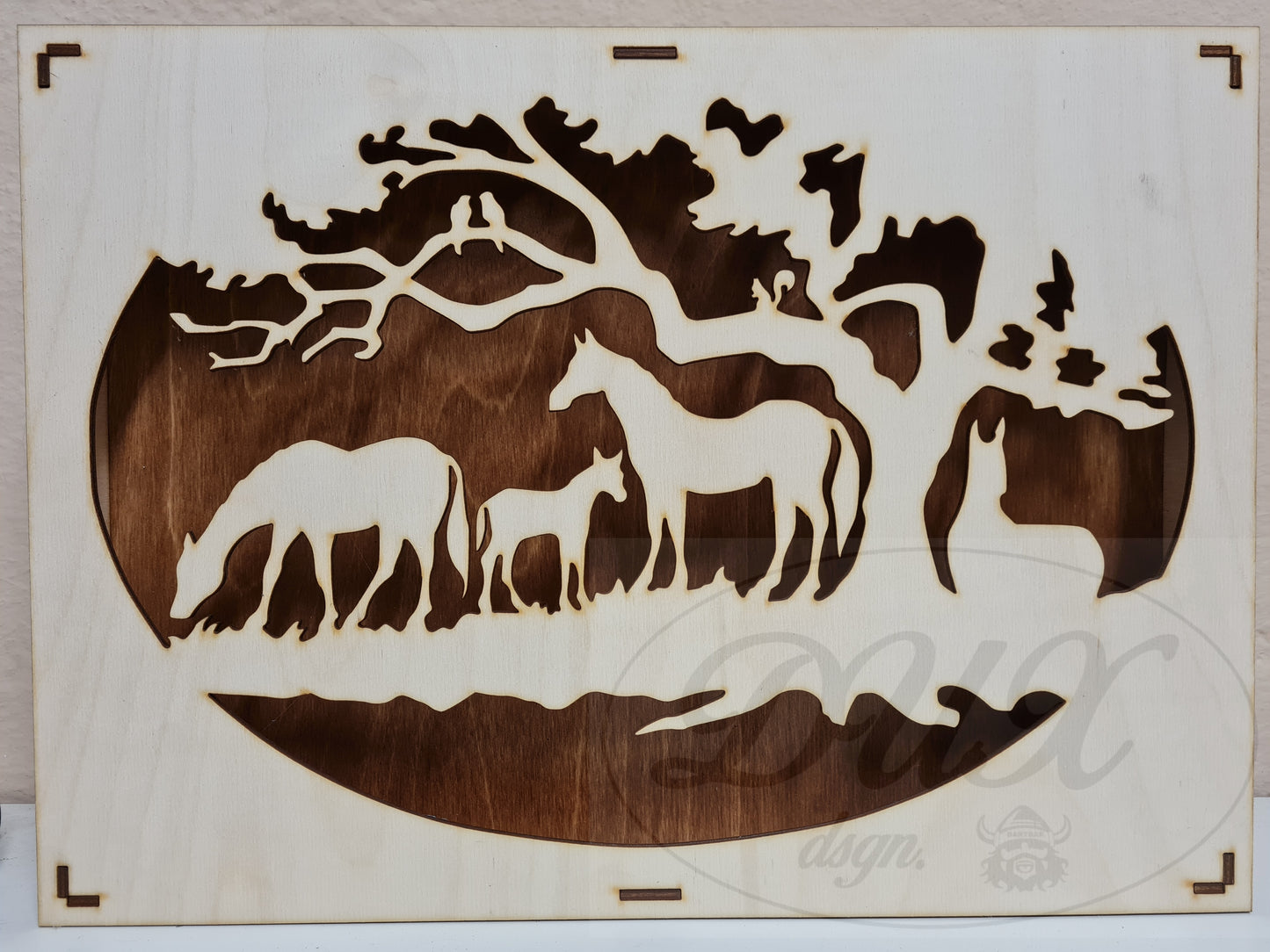 Lampe mit Pferden, indirekte Beleuchtung