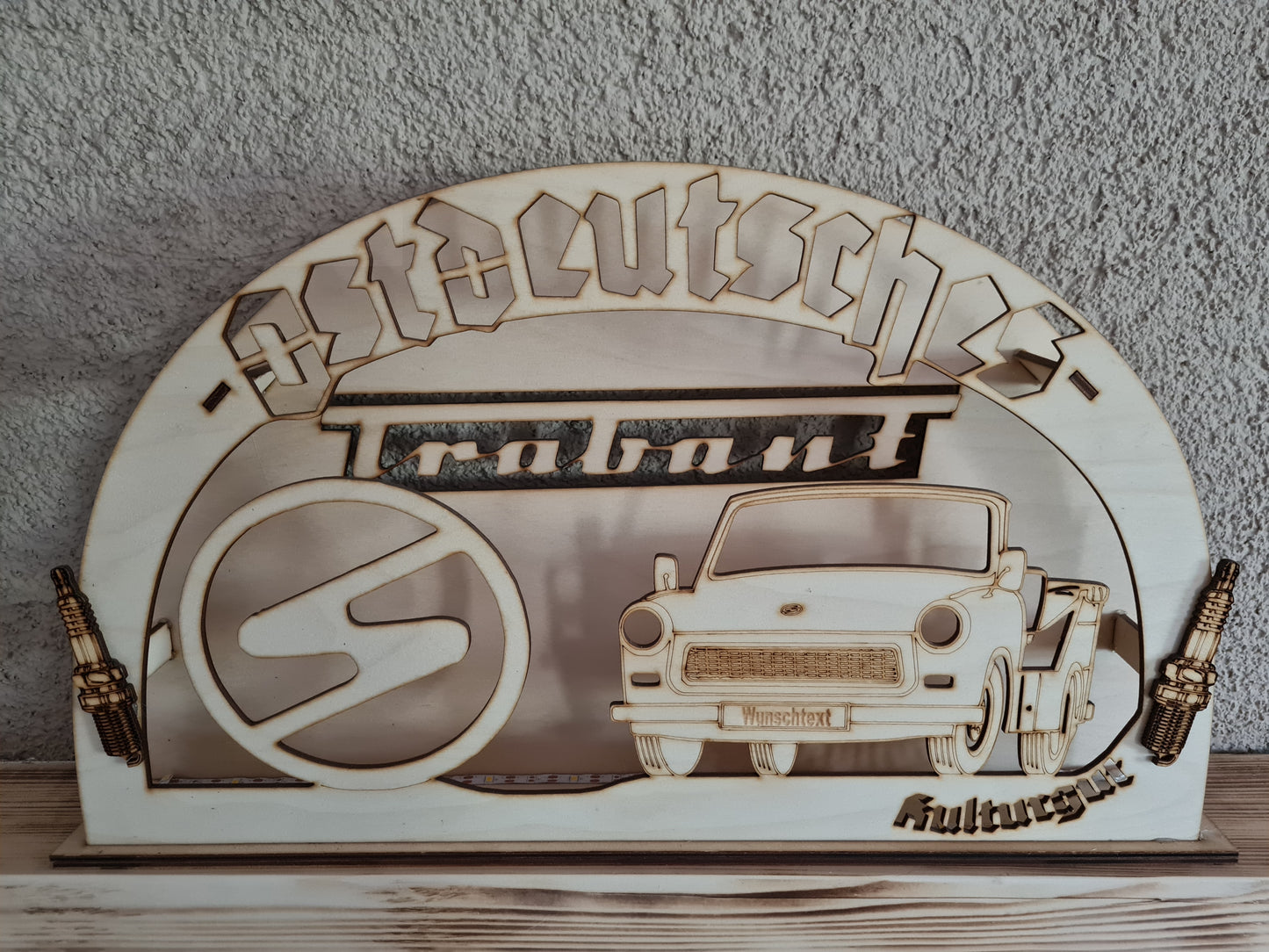 Schwibbogen/Lichterbogen "Ostdeutsches Kulturgut" Trabant Cabrio, DDR
