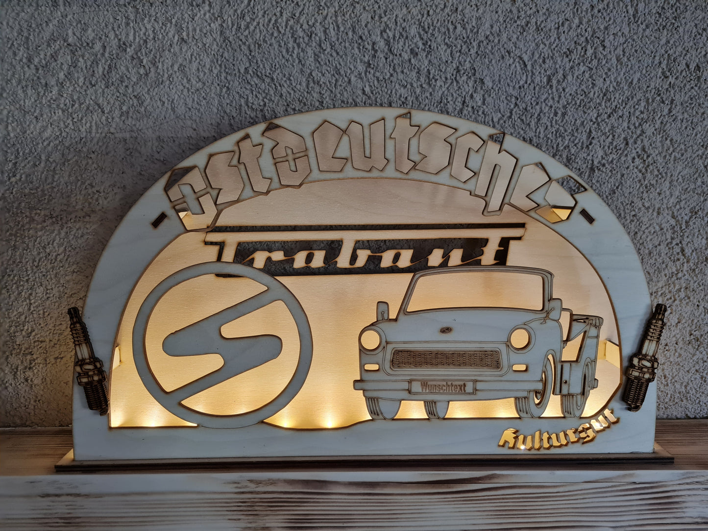 Schwibbogen/Lichterbogen "Ostdeutsches Kulturgut" Trabant Cabrio, DDR