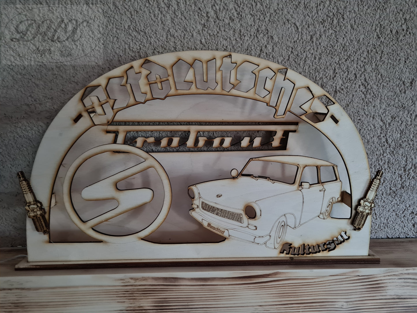 Schwibbogen/Lichterbogen "Ostdeutsches Kulturgut" Trabant Kombi, DDR