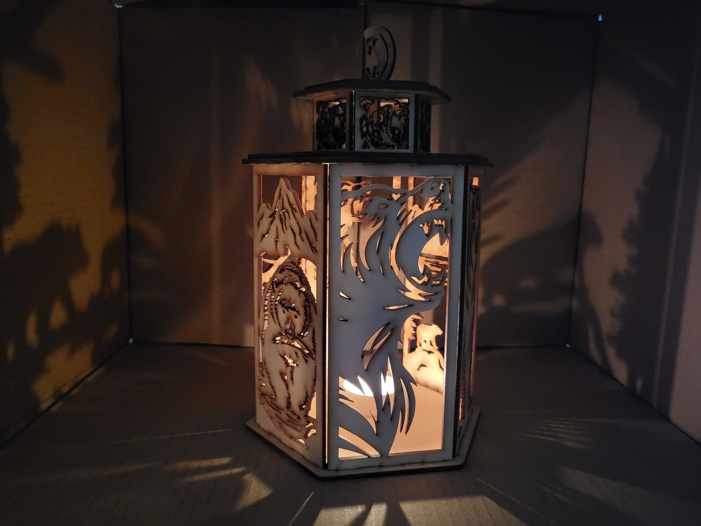 Laterne mit Wildtiermotiv