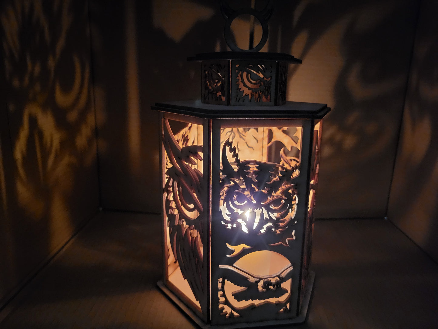 Laterne mit Wildtiermotiv