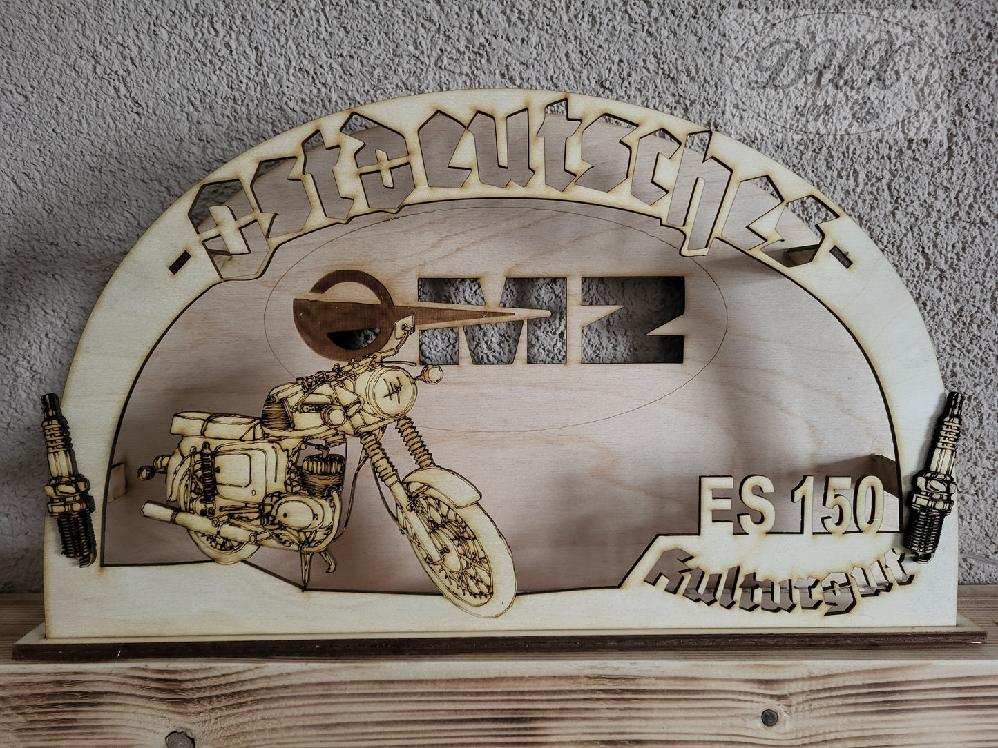 Schwibbogen/Lichterbogen "Ostdeutsches Kulturgut", MZ ETZ 150, DDR