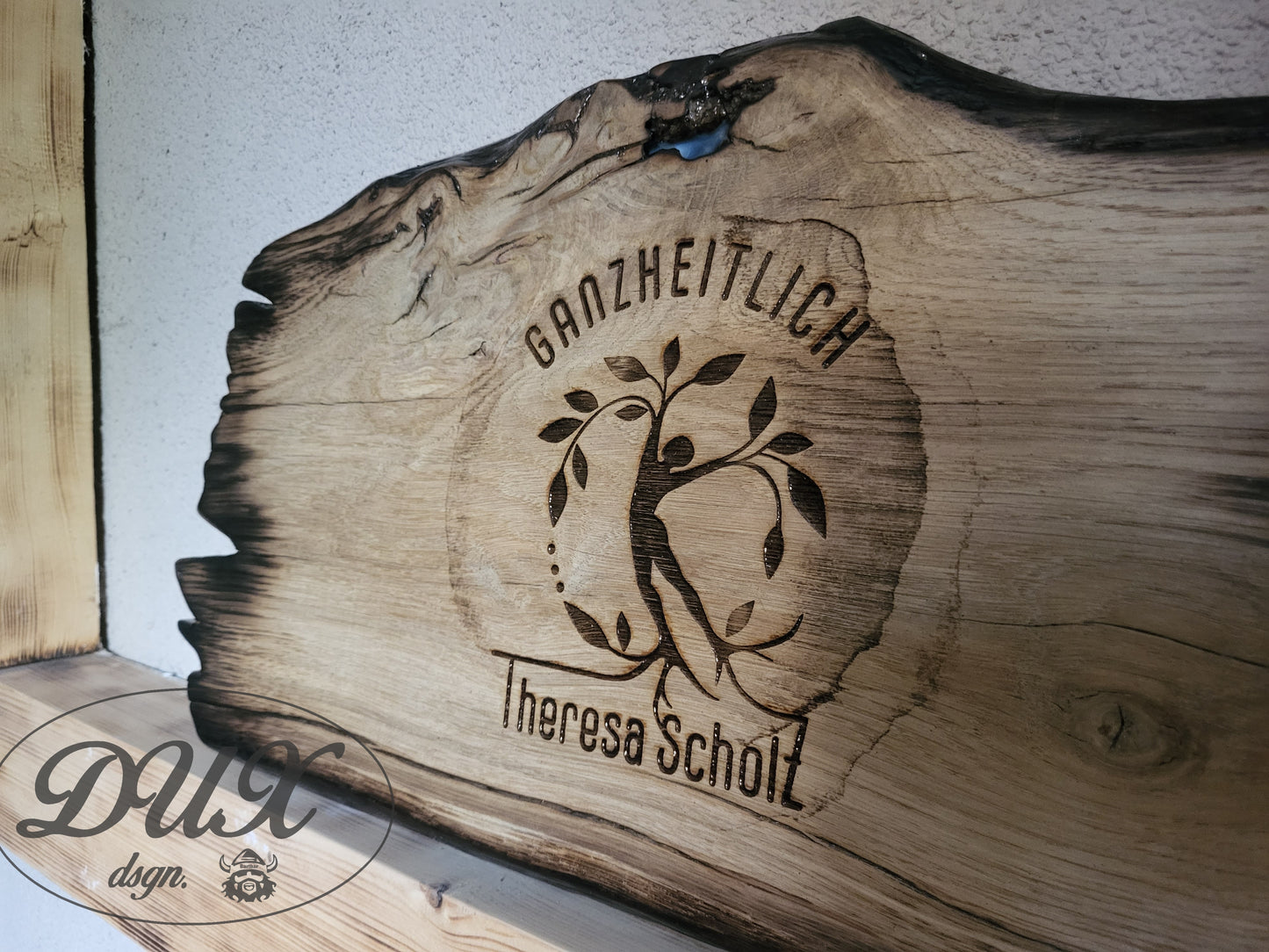 Firmenschild "Ganzheitlich"