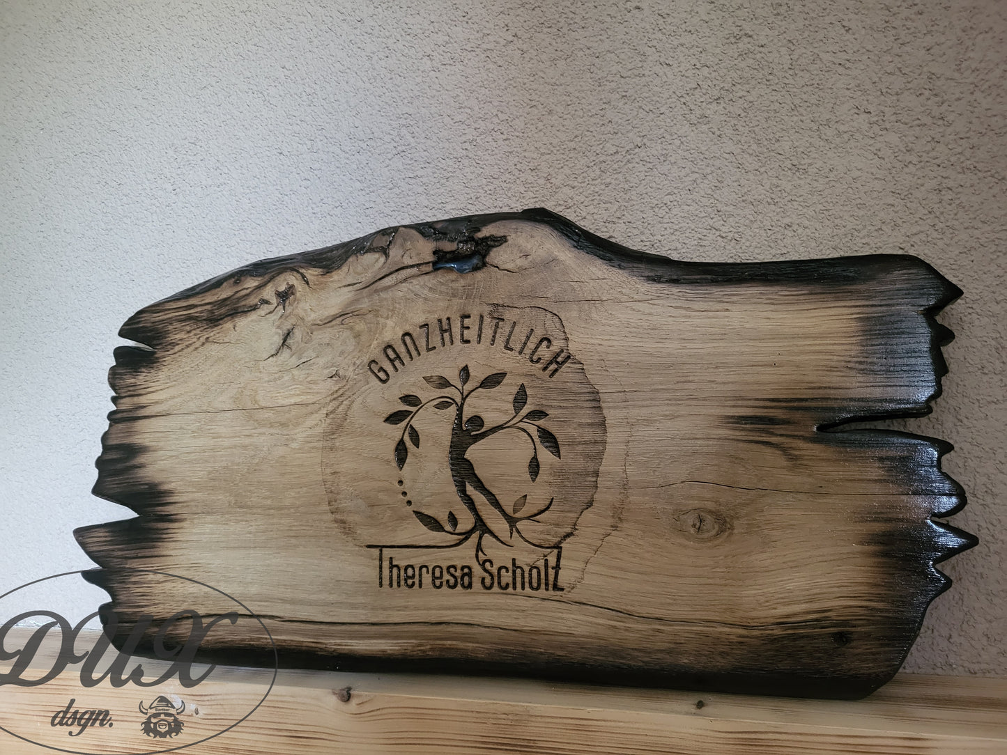 Firmenschild "Ganzheitlich"